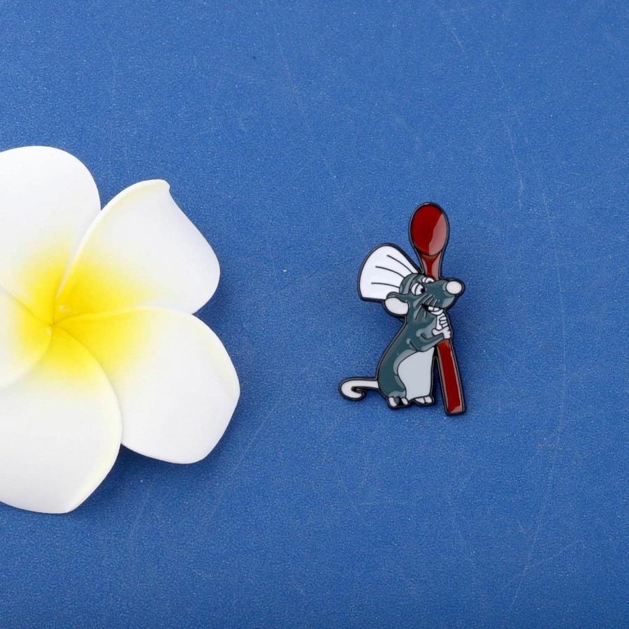 KEYCHIN Keychin Funny Rat Remy Brooch Remy Chef Fans Gifts Little Chef Mouse Enamel Pin Remy Rat Jewelry (Rat Brooch) Wholesale