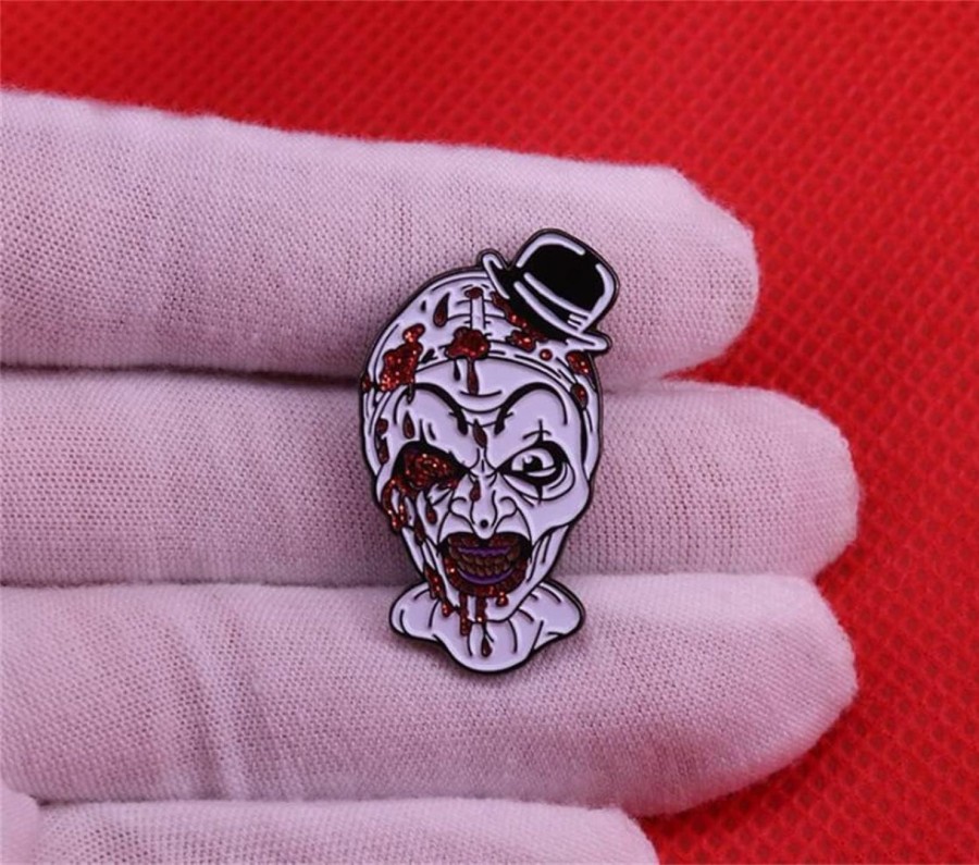 QUREZA Terrifier Art The Clown Enamel Pin Bloody Horror Pin Slasher Film Brooch Decoration Pin Jewelry Accessories Gift Hot