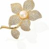 la luen La Luen Flower Brooches For Women,Gold Plated Rhinestone Cubic Zirconia Pearl Floral Lapel Pins Corsage Brooches Scarf Clip Pins For Dress Accessories Decoration Hot