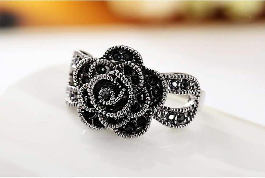 Zyoenxl Rhinestone Black Flower Finger Ring For Women Brand Jewelry Vintage Style Size 7-9 New